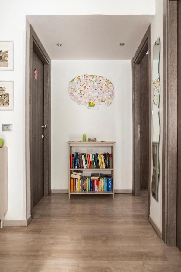 Whatshouse Rom